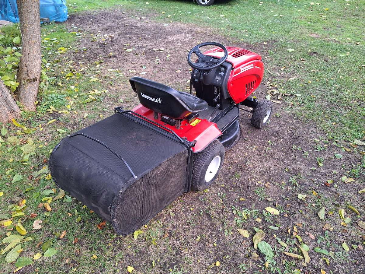 Mtd Lawnflite 604 sodo traktoriukas 14.5hp - nuotraukos Nr. 6