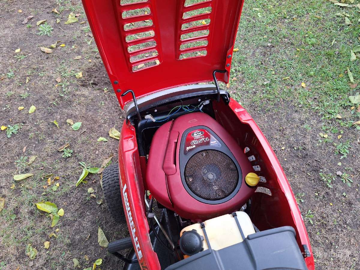 Mtd Lawnflite 604 sodo traktoriukas 14.5hp - nuotraukos Nr. 12
