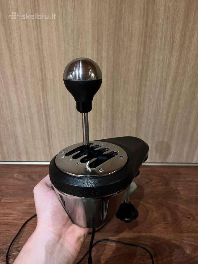 Parduodu Thrustmaster T300 RS GT su priedais - nuotraukos Nr. 4