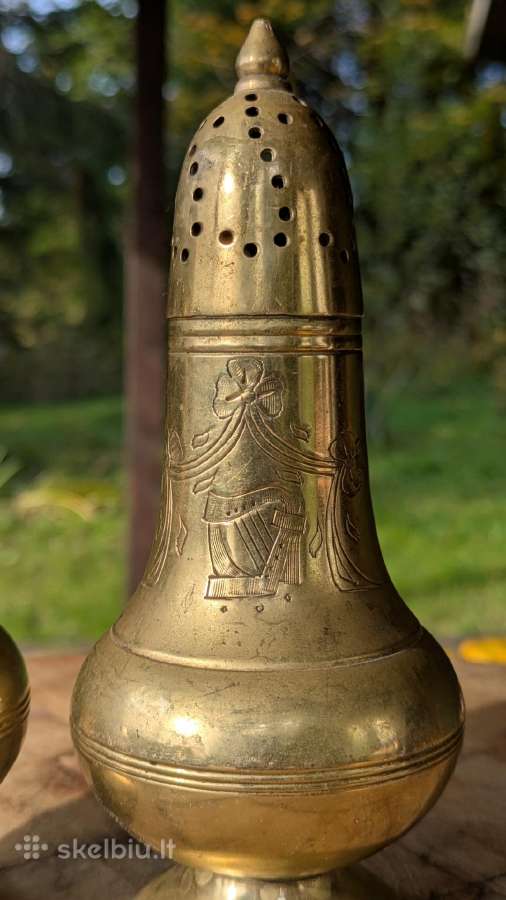 Didelės vintažinės druskinė ir pipirinė - nuotraukos Nr. 2