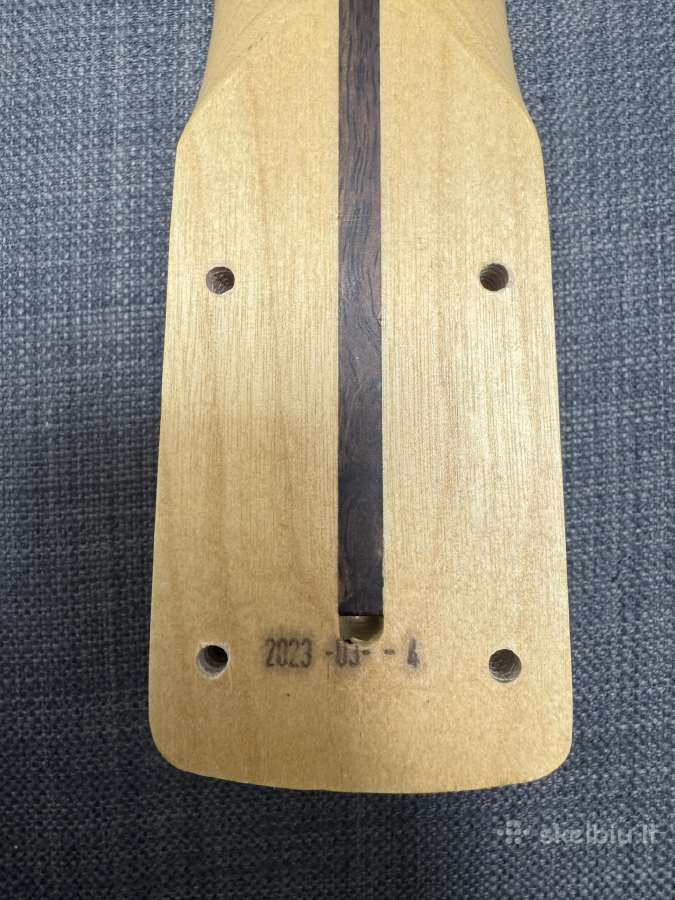 Squier Sonic Mustang Mn originalus klevo grifas - nuotraukos Nr. 3