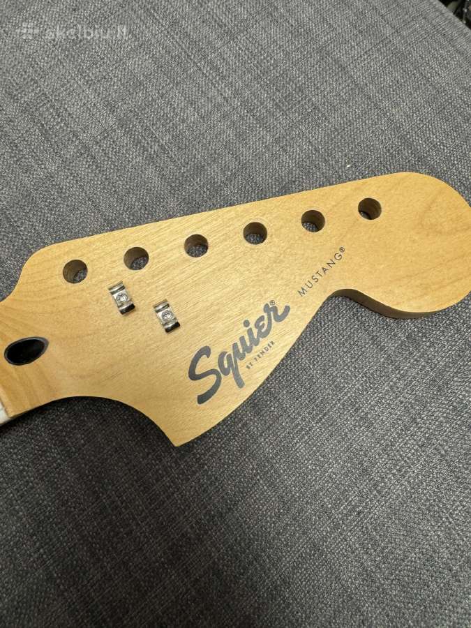 Squier Sonic Mustang Mn originalus klevo grifas - nuotraukos Nr. 5