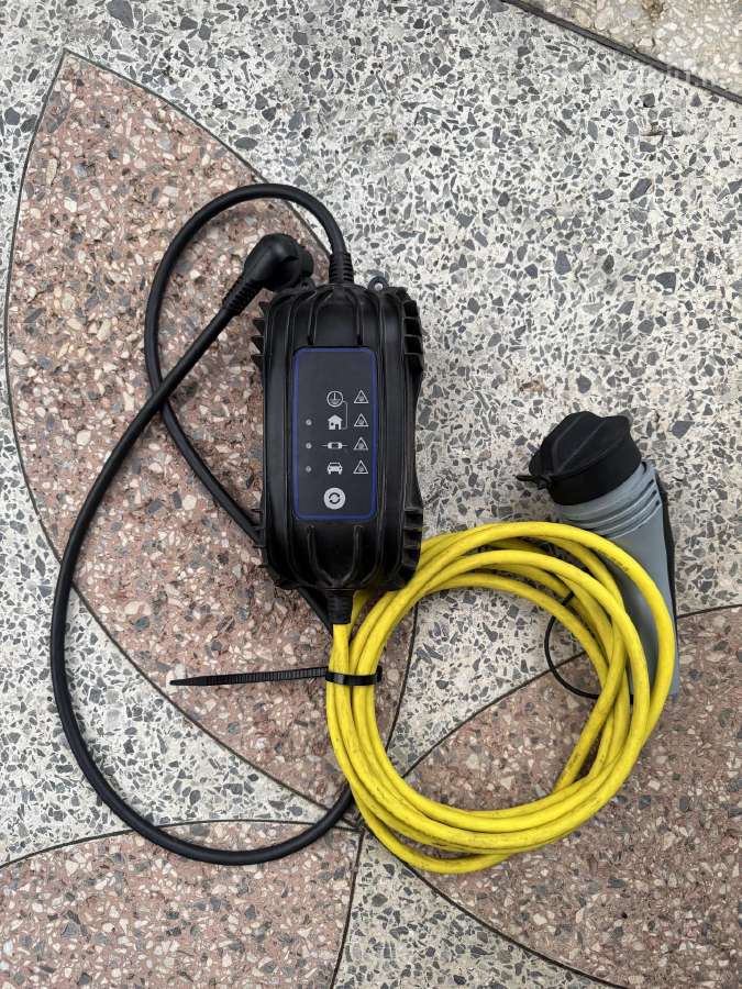 "Vag" grupės elektromobilių laidai, pakrovėjai - nuotraukos Nr. 4