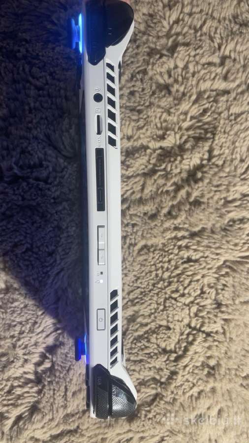 Parduodu Asus Rog Ally Z1 Extreme - nuotraukos Nr. 3