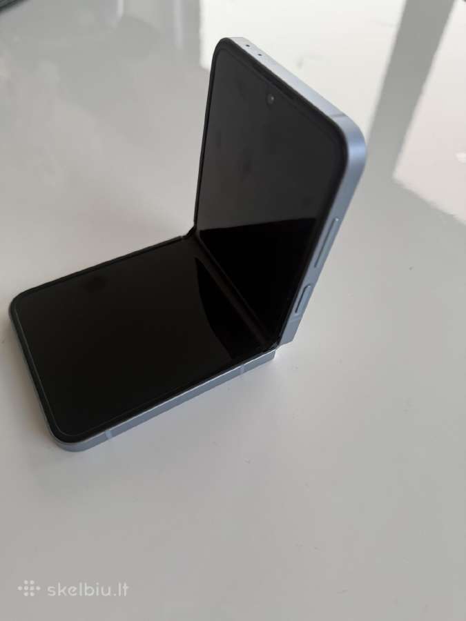 Samsung galaxy Flip7 - nuotraukos Nr. 2