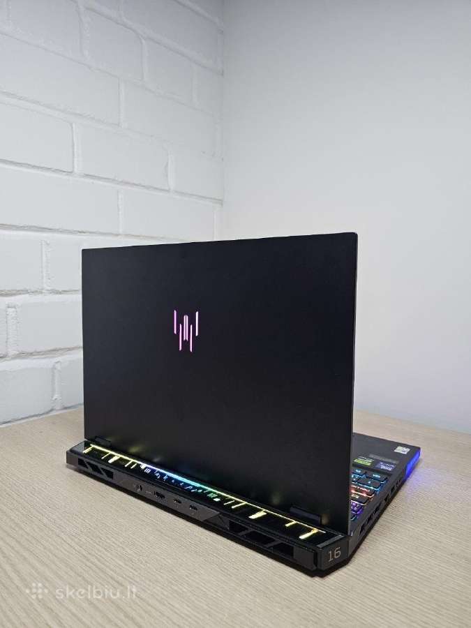 Acer Predator Helios Ai 16 Rtx 5090 - nuotraukos Nr. 4