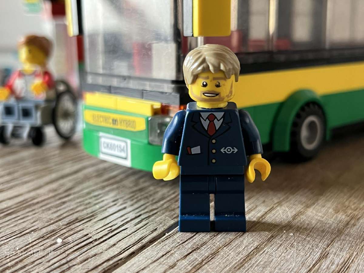Lego City - Bus Station - 60154 - nuotraukos Nr. 9