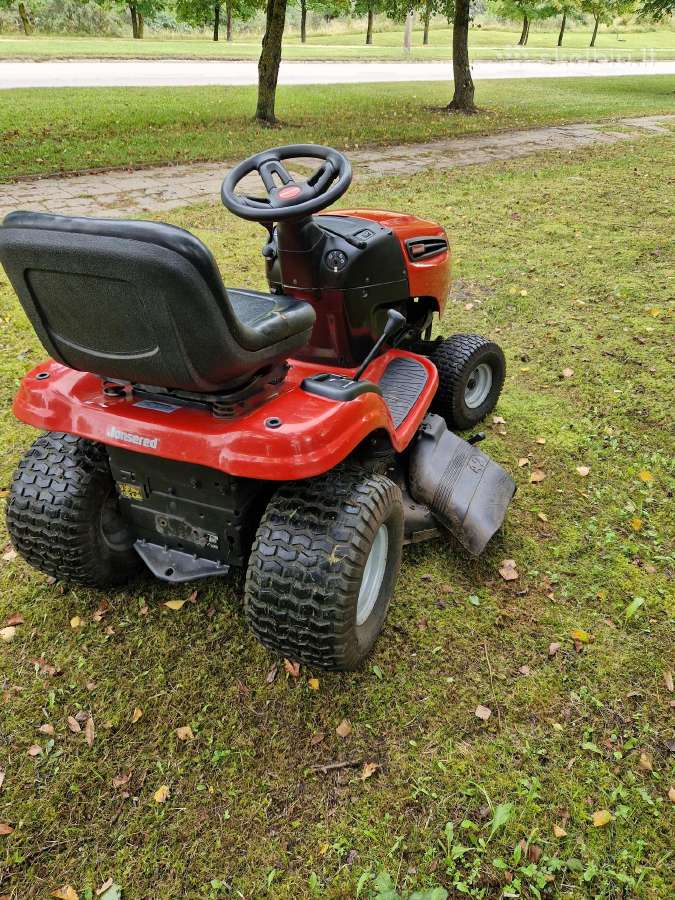 Sodo traktoriukas jonsered ( husqvarna craftsman ) - nuotraukos Nr. 3