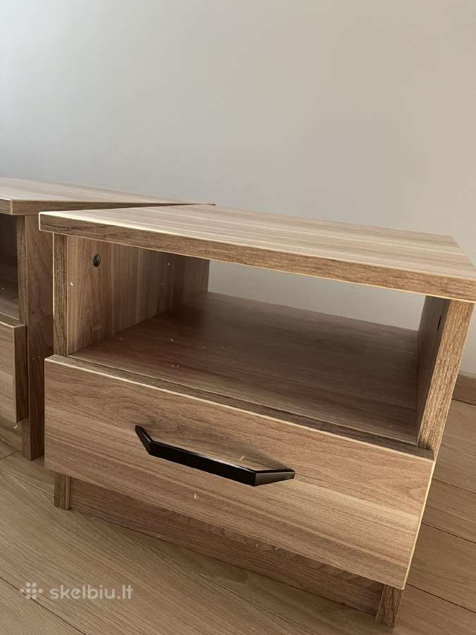 Medinės spintelės prie lovos - nuotraukos Nr. 3