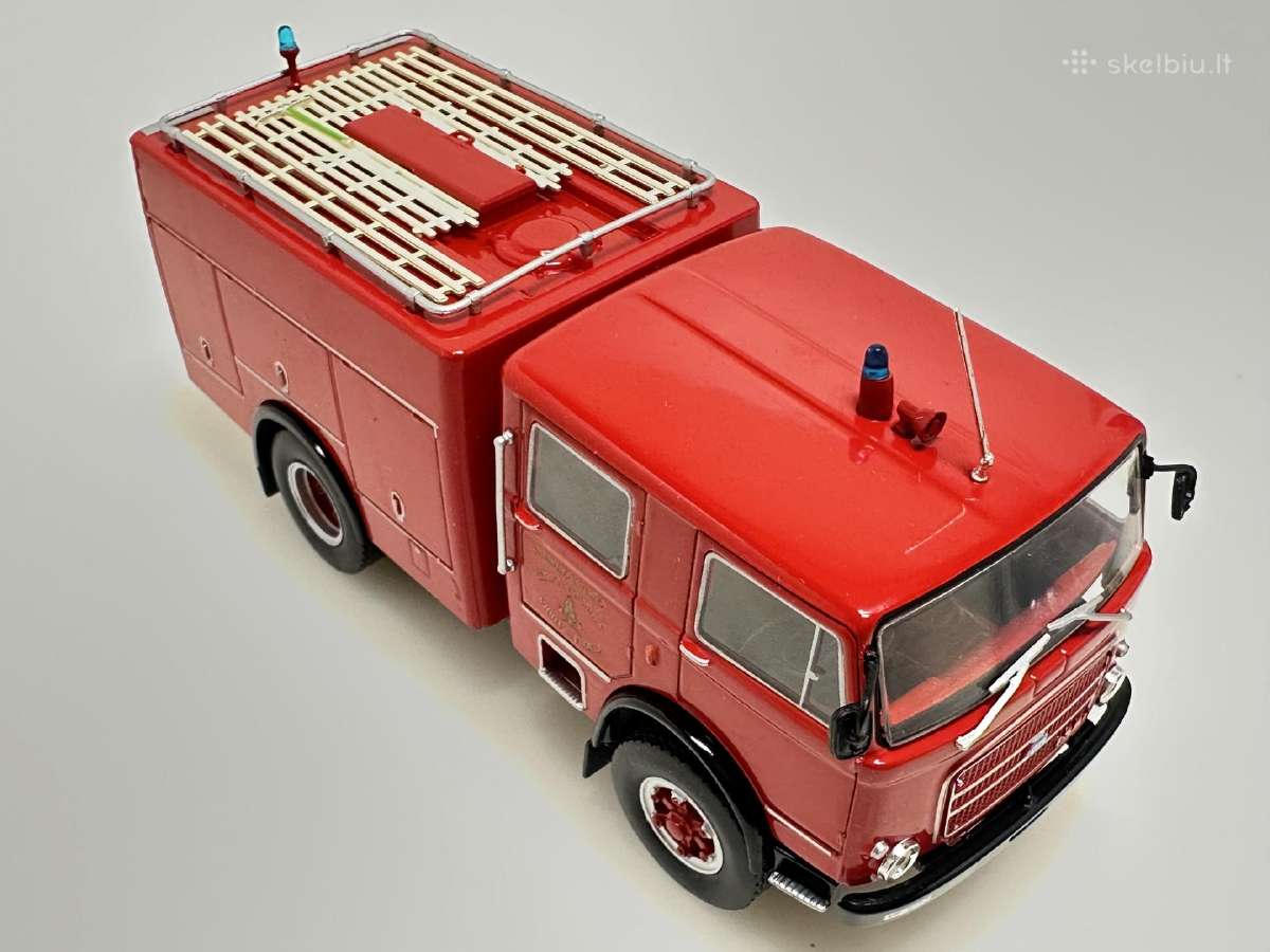 Om Fiat 150 1968 gaisrinė raudona 1:43 IXO Alta - nuotraukos Nr. 5