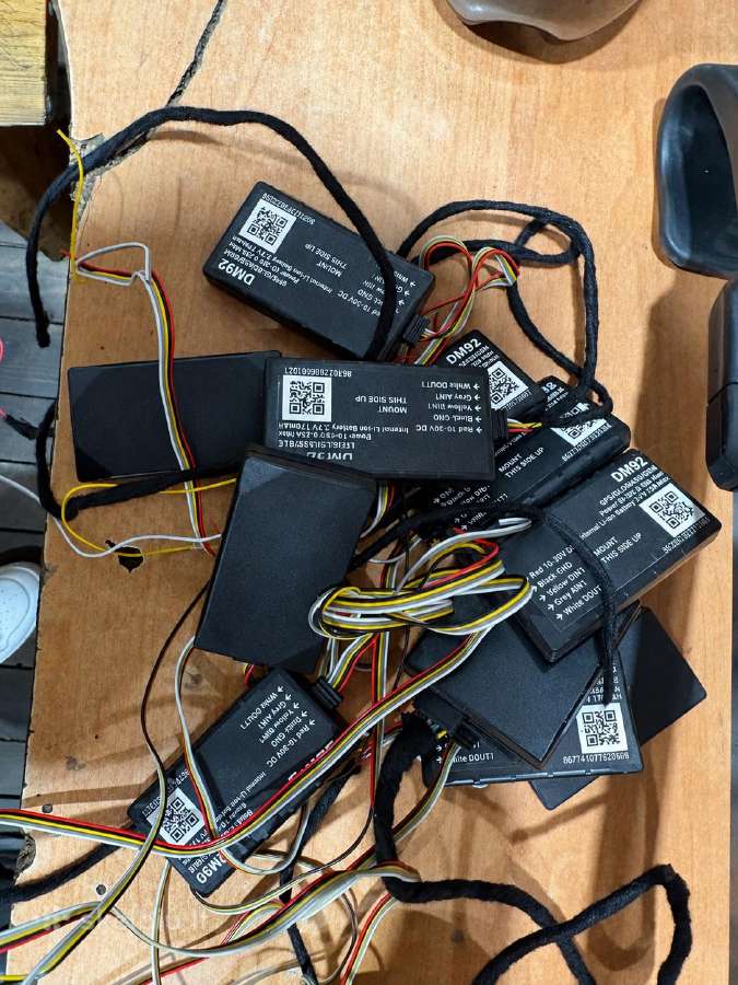 GPS sekimo įrenginiai Dm92 su laidais - nuotraukos Nr. 2