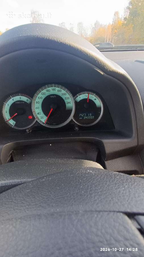 Parduodu Automobilį „Toyota Corolla Verso“ - nuotraukos Nr. 5