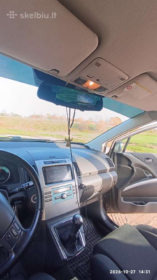 Parduodu Automobilį „Toyota Corolla Verso“ - nuotraukos Nr. 7