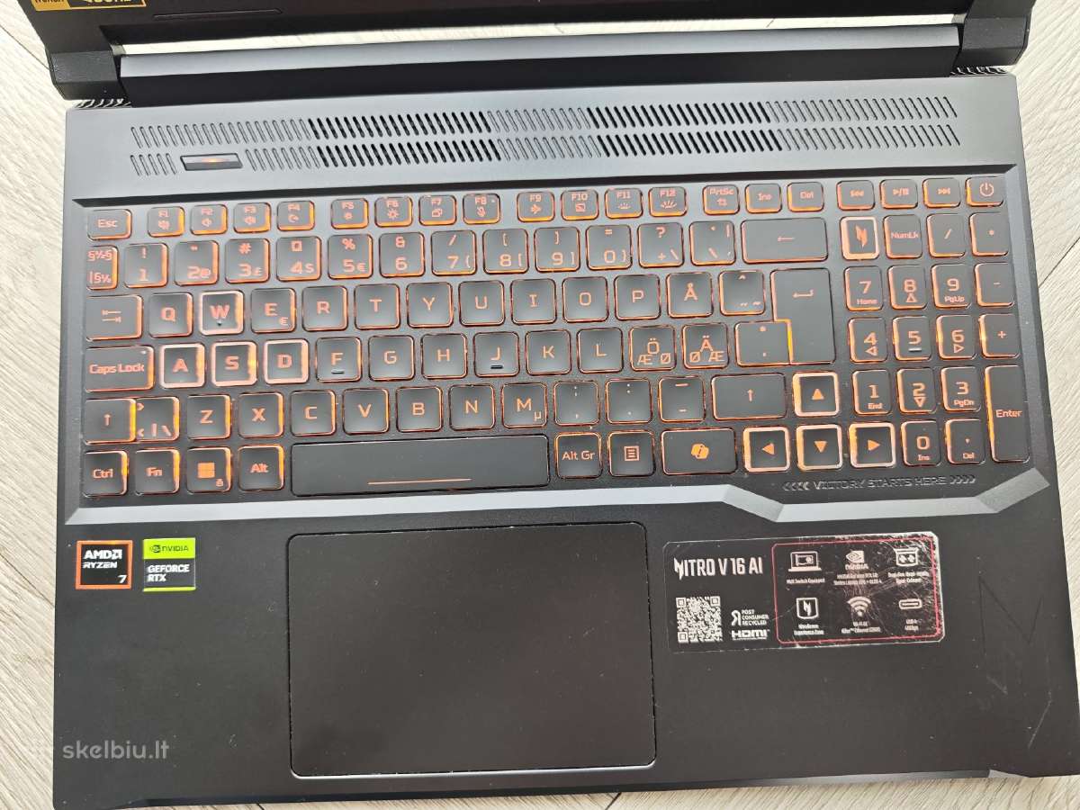 Acer Nitro V16 Ai, Rtx 5060, Ryzen 7 - nuotraukos Nr. 4