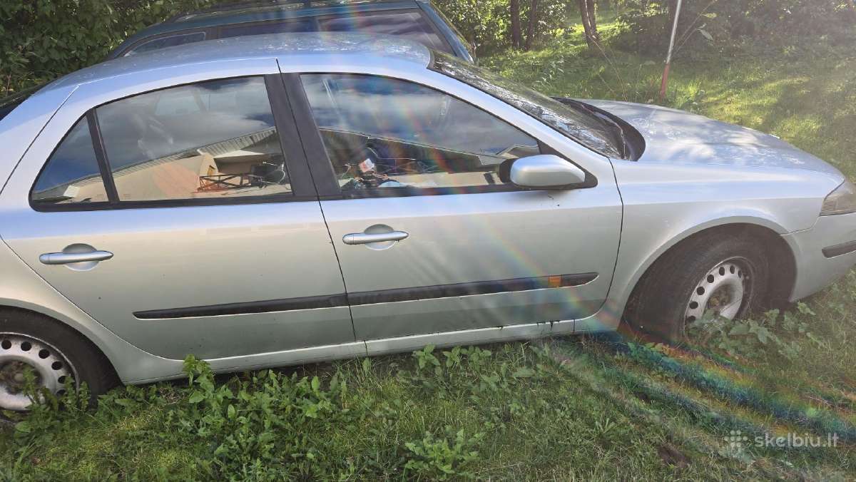 3 automobiliai dalimis - nuotraukos Nr. 4