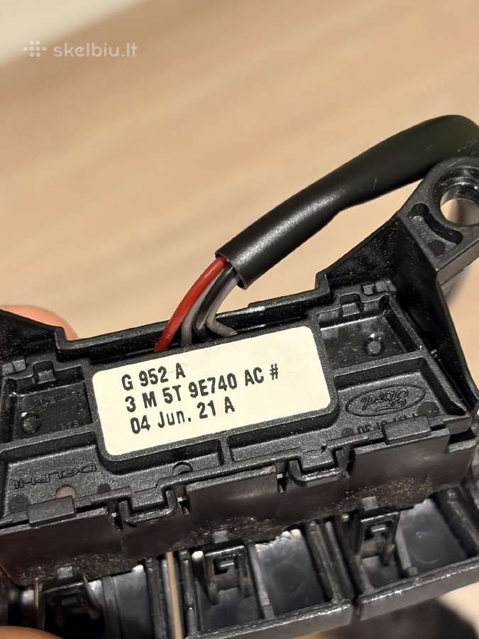 Ford Focus Mk2 / C-max Autopiloto mygtukai - nuotraukos Nr. 2