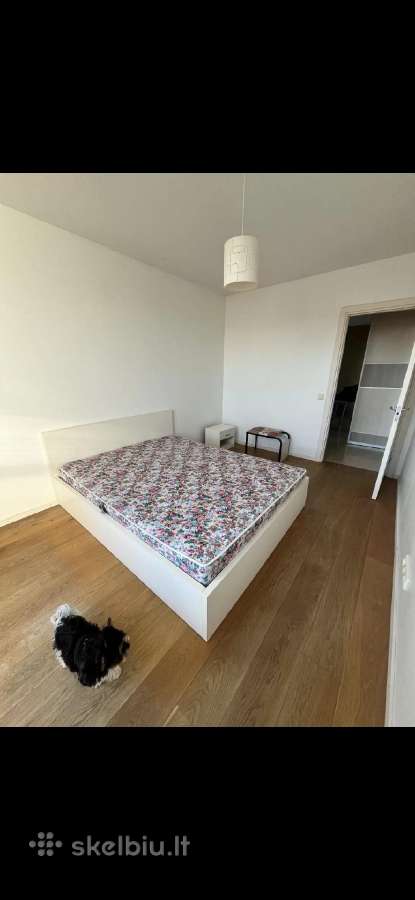 Parduodu:ikea Malm lovą 210160 su 2 spintelėm - nuotraukos Nr. 4