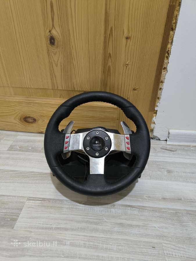 Logitech G27 simuliatorius - nuotraukos Nr. 4