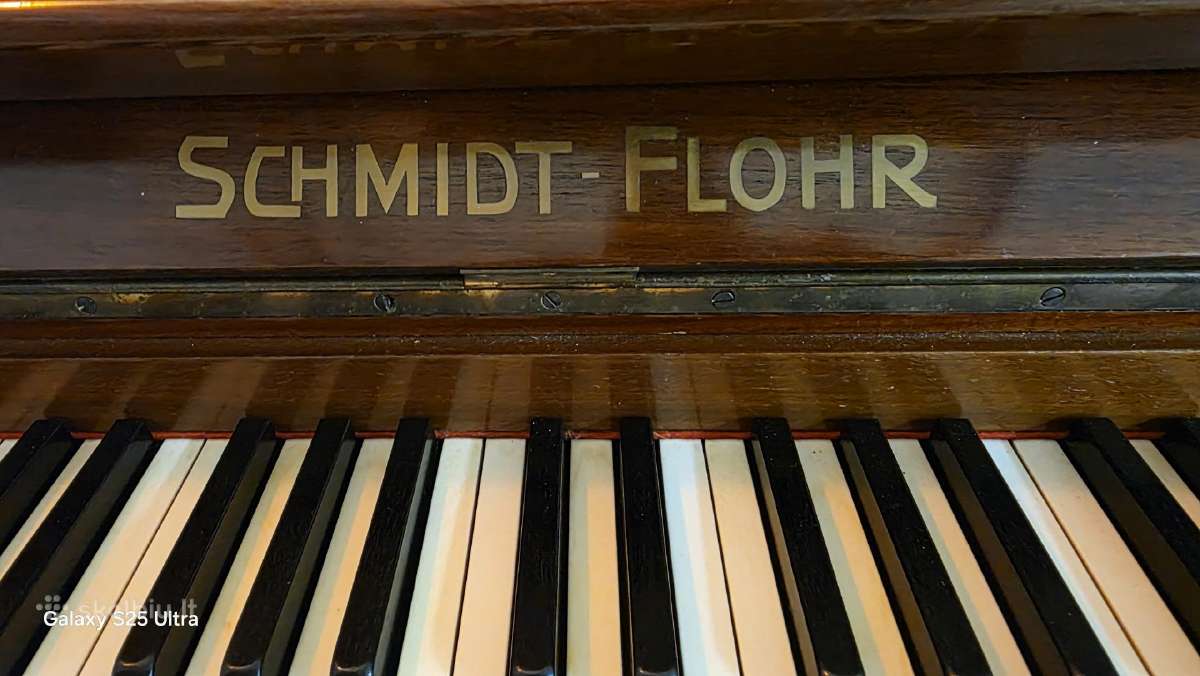 Parduodami du kokybiški šveicariški pianinai - nuotraukos Nr. 5