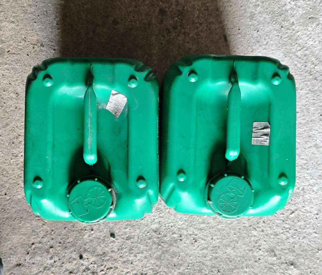 Plastikinės 20 ir 10 litrų talpos - nuotraukos Nr. 8
