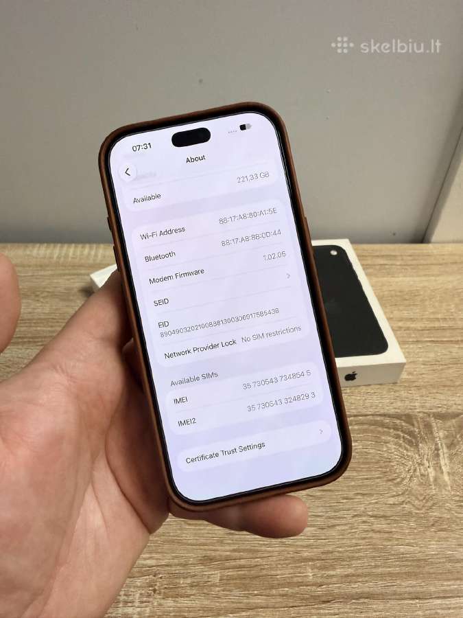 Apple iPhone 18 Pro, Black + Mujjo leather case - nuotraukos Nr. 11