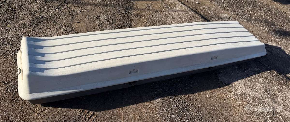 Automobilio stogo bagažinė slidėms Thule 230x55x35 - nuotraukos Nr. 3