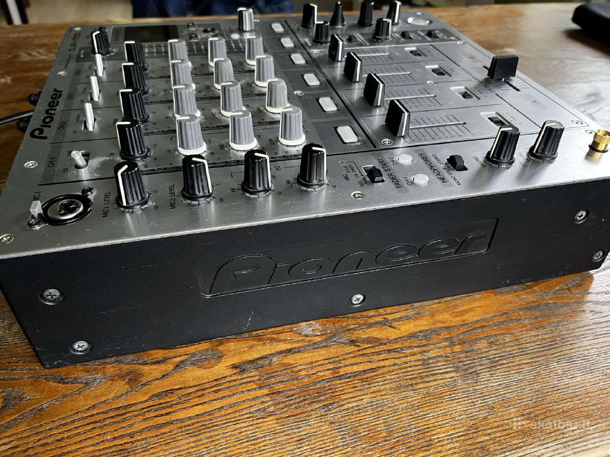 Dj mikseris Pioneer Djm-700 - nuotraukos Nr. 3