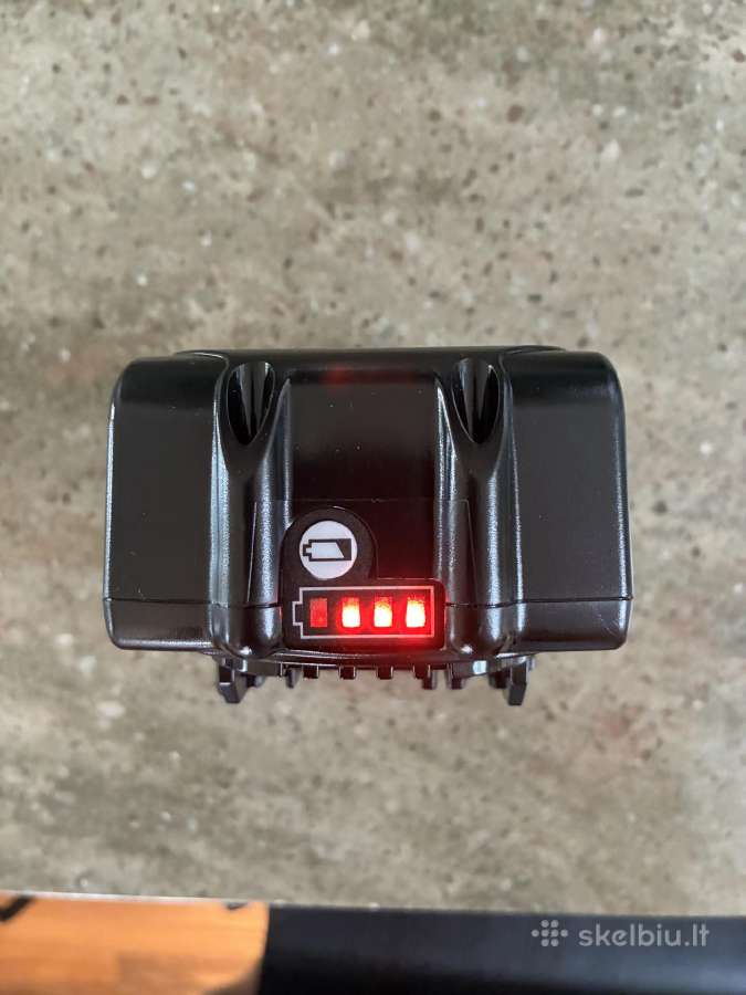 Parduodamos Makita 18v 6.0ah Li-ion - nuotraukos Nr. 2