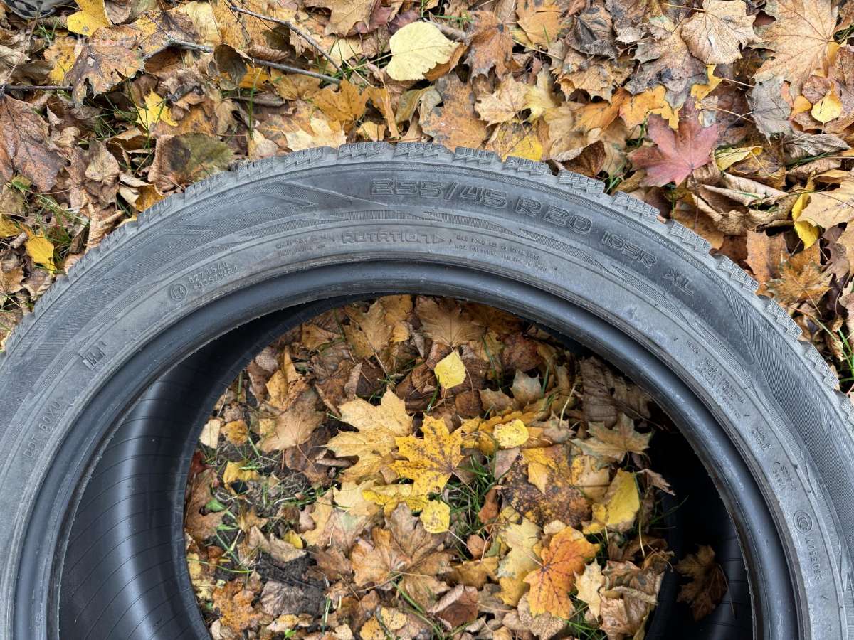 Nokian Hakkapeliitta R2 Suv 255/45 R20 105r XL - nuotraukos Nr. 4
