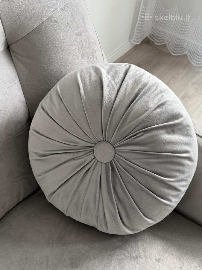 Elegantiška ir klasikinė trivietė sofa Scandi - nuotraukos Nr. 4
