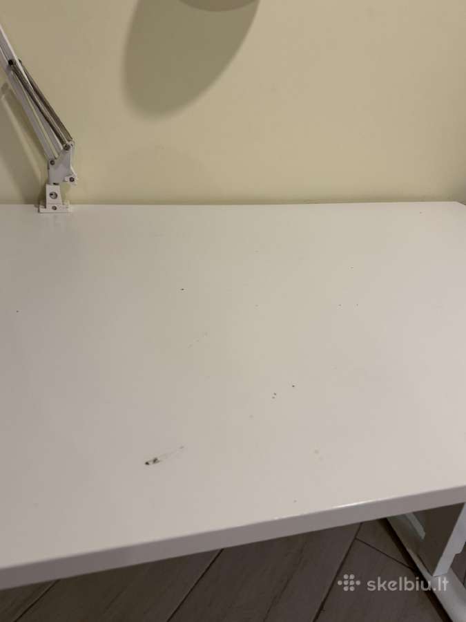 Ikea reguliuojamo auksčio stalas - nuotraukos Nr. 2