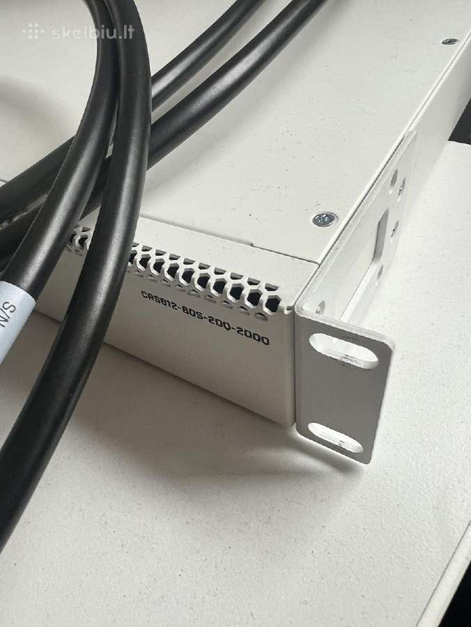Mikrotik Crs812 Ddq 400g/200g/50g switch - nuotraukos Nr. 2