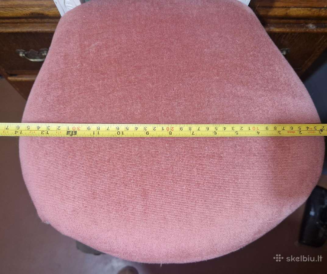Vintage riedučiai, piramidės, senovinė kėdė rokoko - nuotraukos Nr. 9
