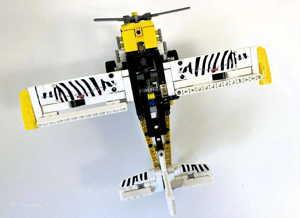 Lego Technic 42198 Brush Plane - nuotraukos Nr. 5