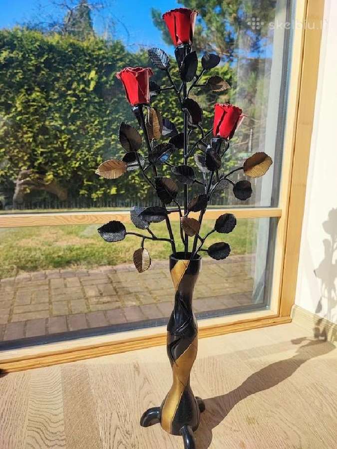 Rankų darbo metalinės rožės - nuotraukos Nr. 2