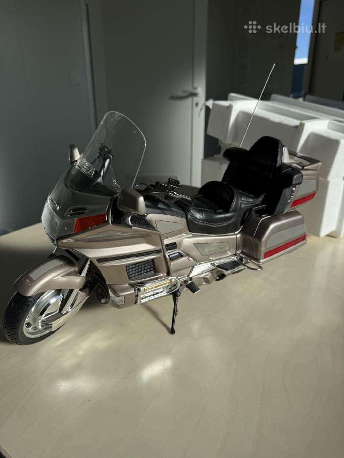 Motociklo modelis„honda Goldwing 1500 Se“,1:6 - nuotraukos Nr. 7