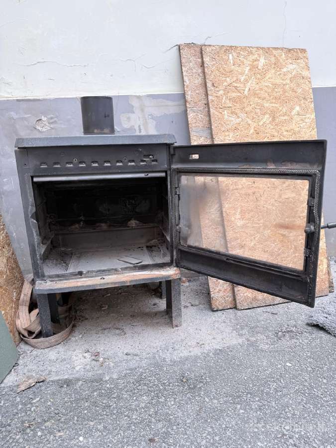 Norvegiška Dovre ketaus malkinė krosnelė - nuotraukos Nr. 3