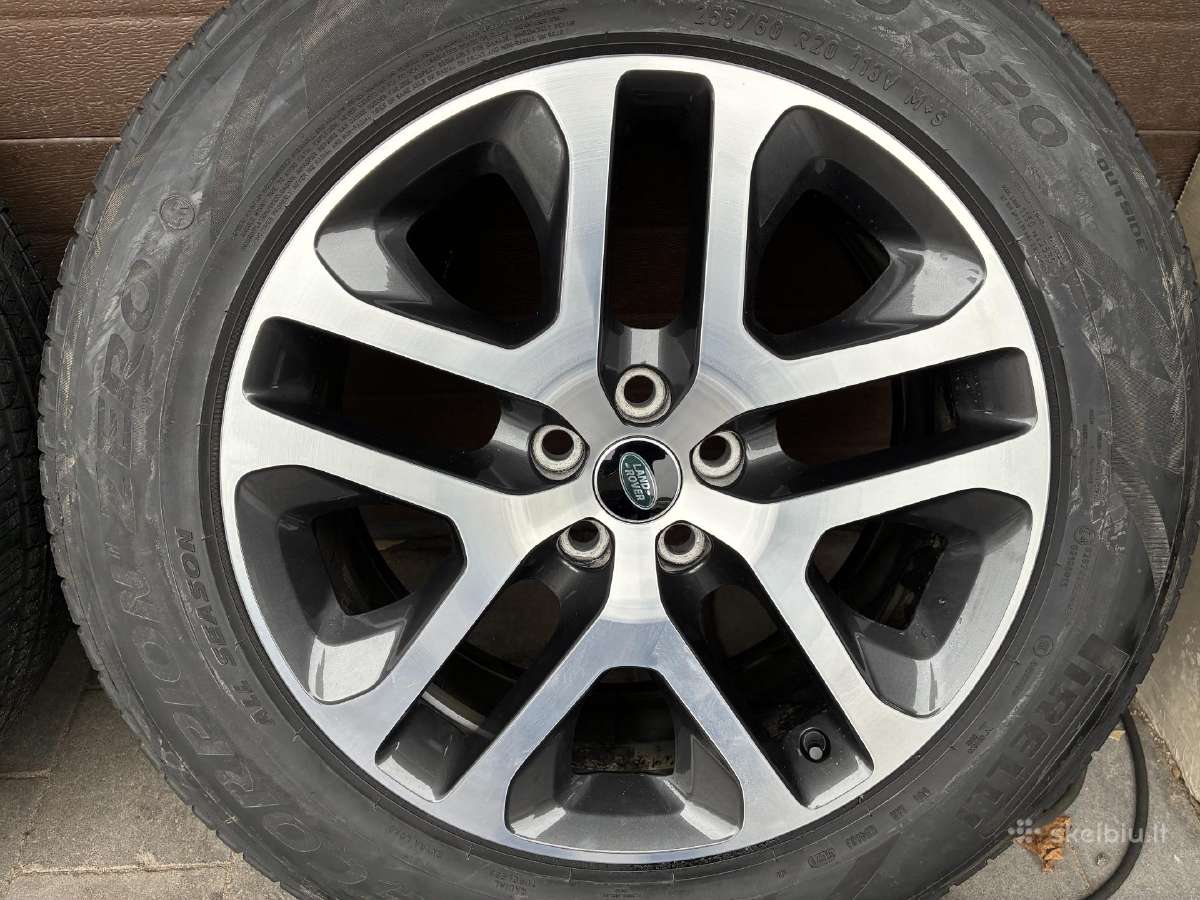 Land Rover Defender R20 ratai su Pirelli padangomi - nuotraukos Nr. 5