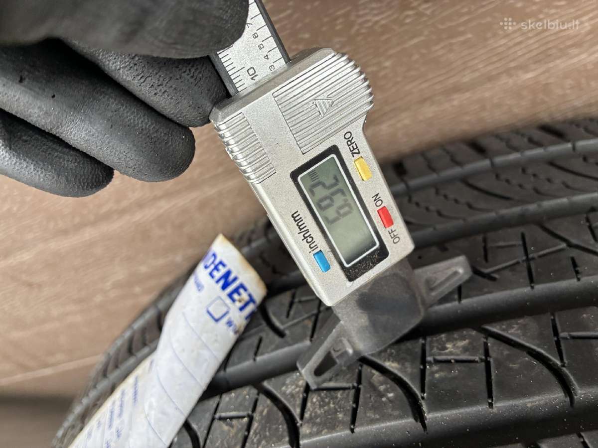 Land Rover Defender R20 ratai su Pirelli padangomi - nuotraukos Nr. 8