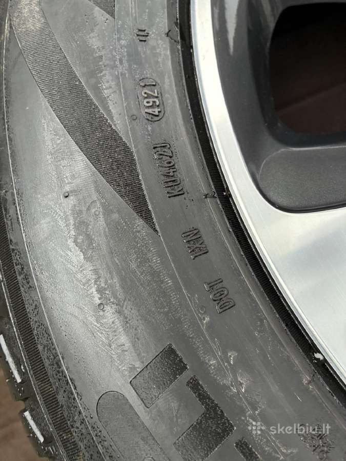 Land Rover Defender R20 ratai su Pirelli padangomi - nuotraukos Nr. 16