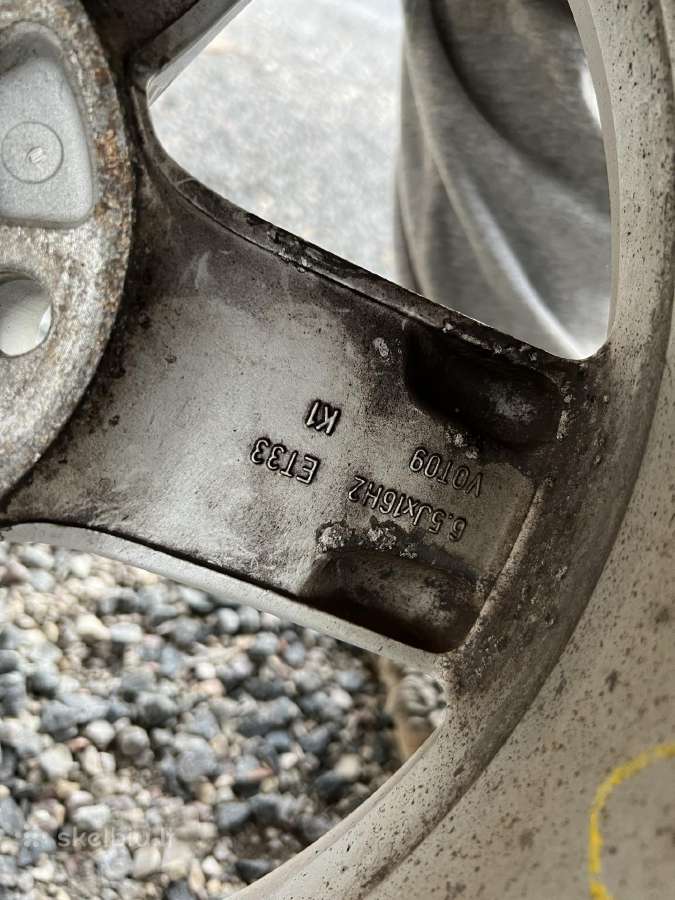 VW Tiguan 215/65 R16 Bridgestone - nuotraukos Nr. 8
