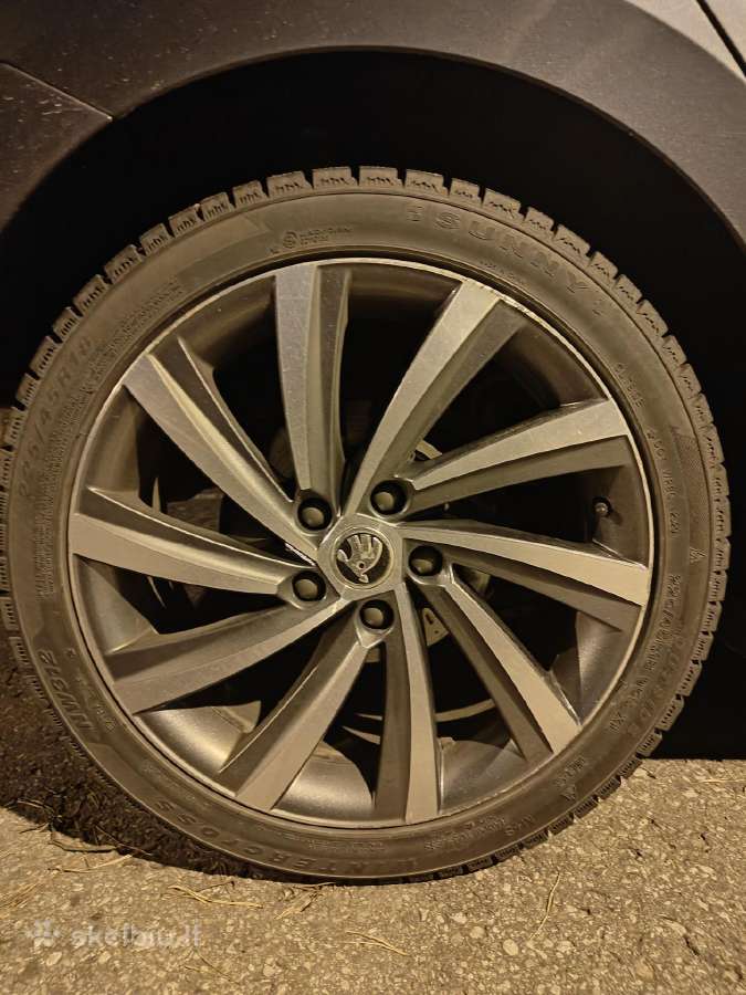 Žieminės padangos 225/45 R18 - nuotraukos Nr. 4