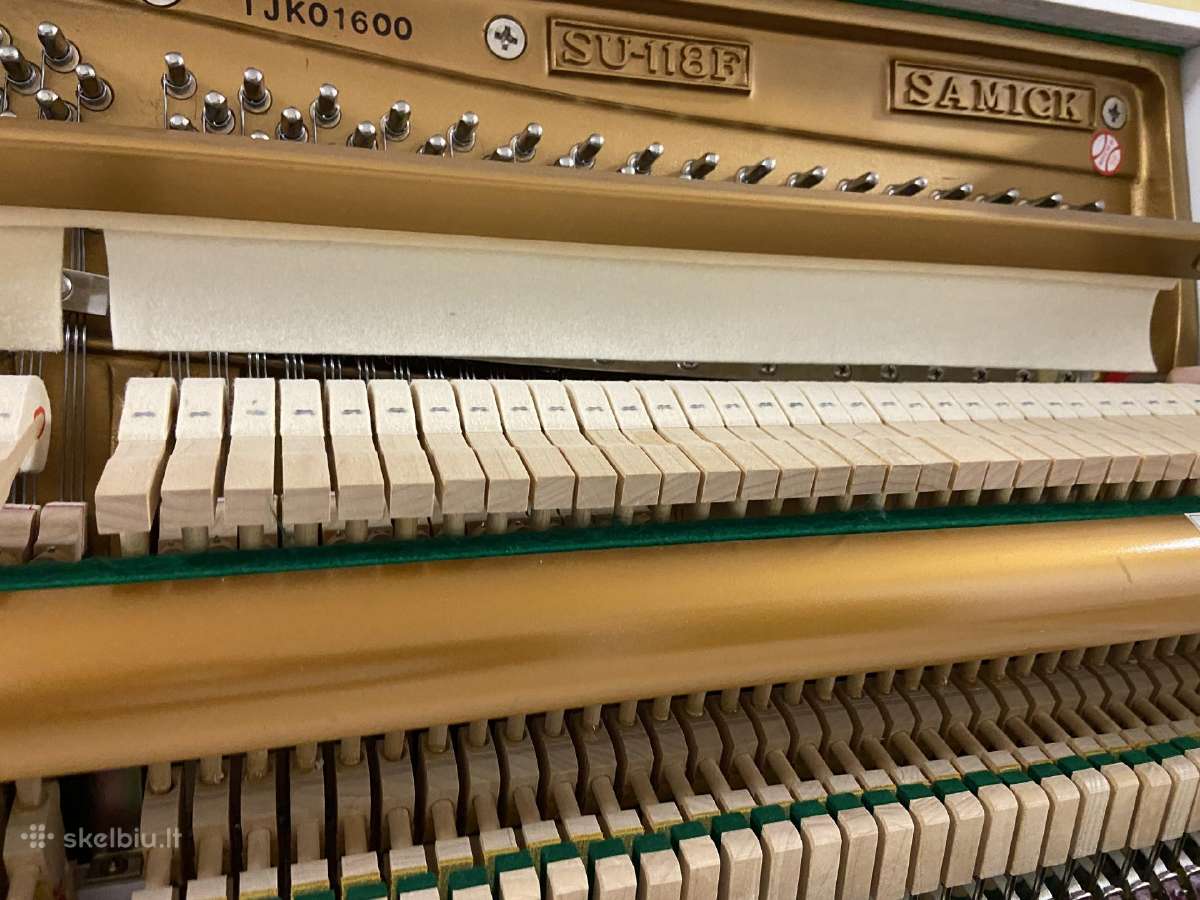 Pianinas baltas blizgus pianinas Samick 118 F 2004 - nuotraukos Nr. 10