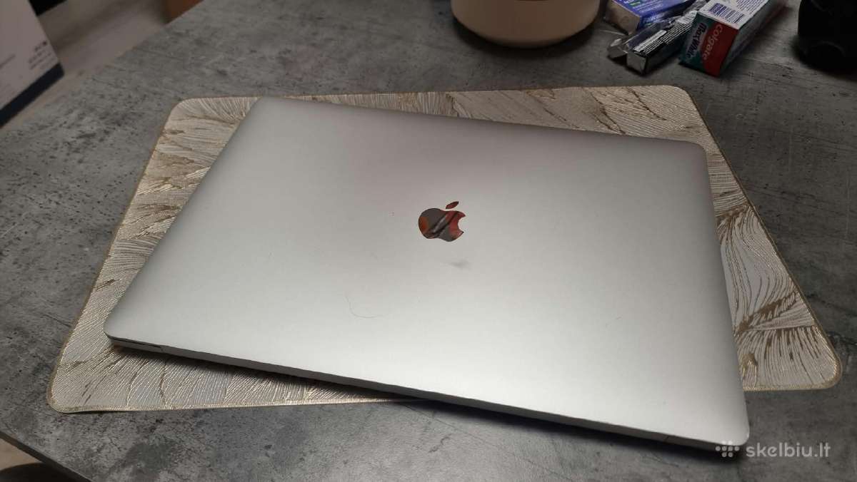 MacBook Pro A2141 Intel Core i9 16 GB 1 TB - nuotraukos Nr. 5