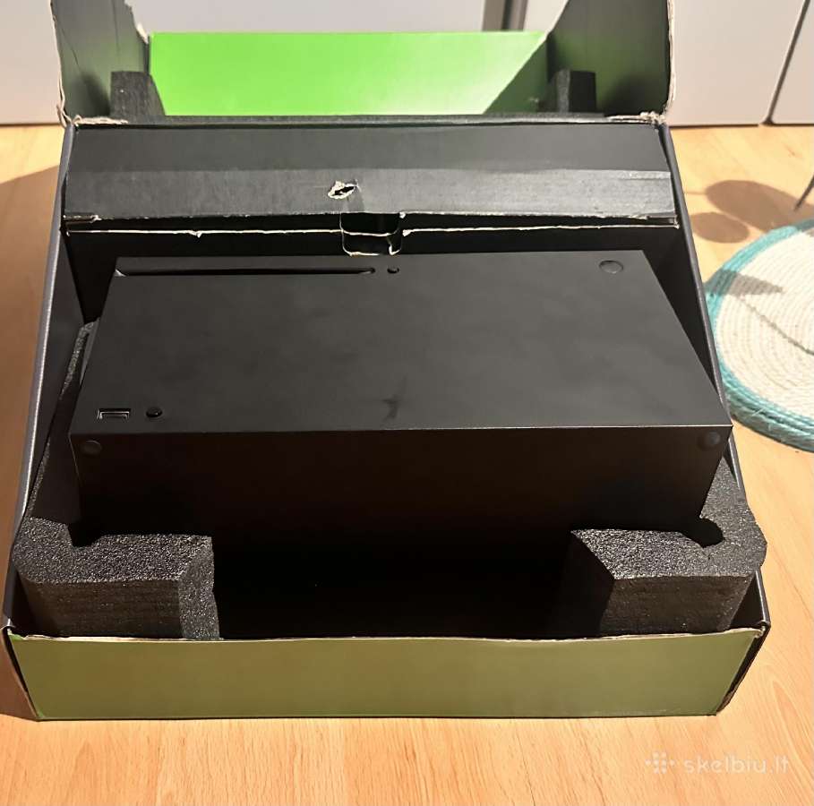 Parduodamas xbox series x - nuotraukos Nr. 6