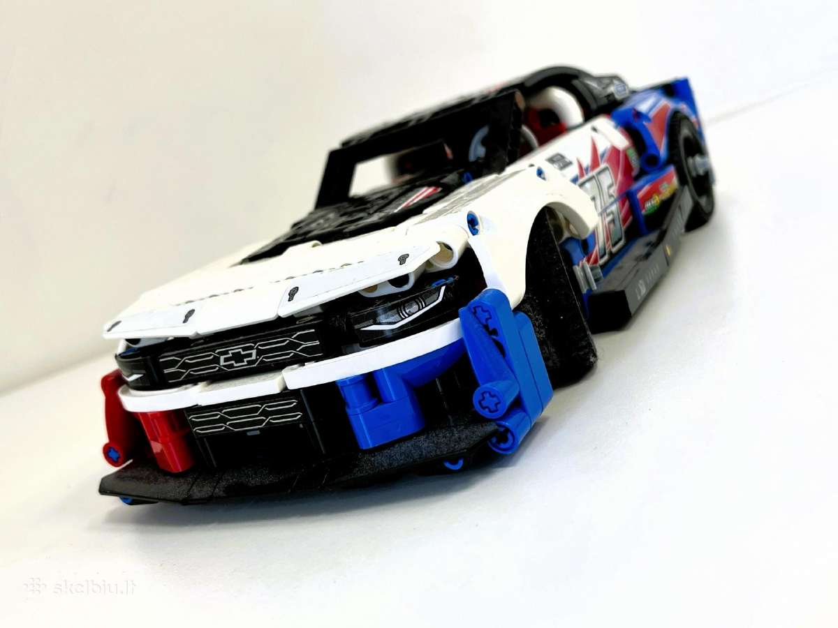 Lego Technic42153 Nascar next Gen Chevrolet Camaro - nuotraukos Nr. 3