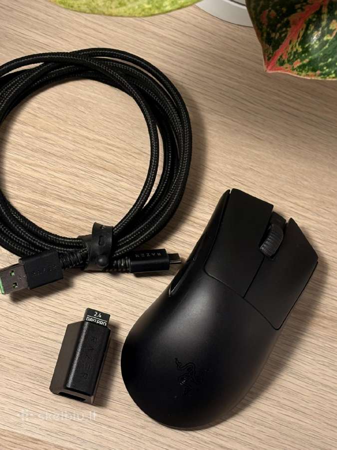 Razer Deathadder V3 Pro pelytė - nuotraukos Nr. 4