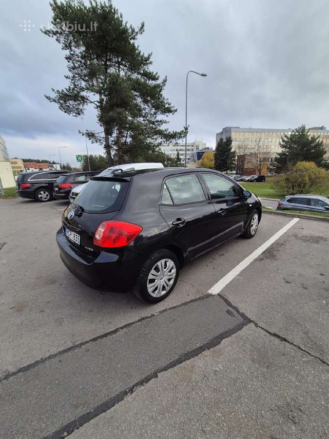 Parduodamas automobilis toyota auris - nuotraukos Nr. 2