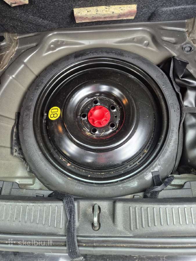 Parduodamas automobilis toyota auris - nuotraukos Nr. 5