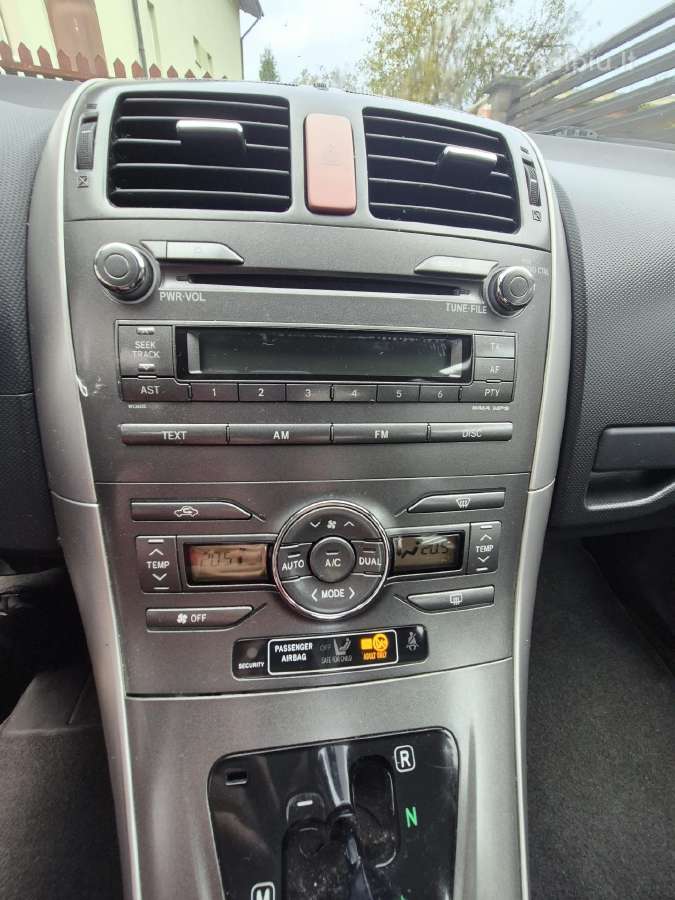 Parduodamas automobilis toyota auris - nuotraukos Nr. 6